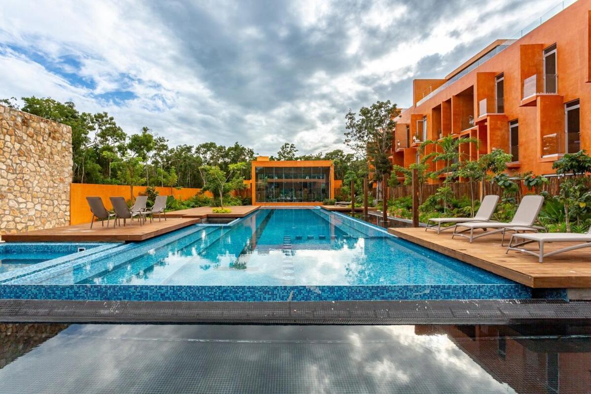 New Lux 3 Bed Gym & Pool At 101 Apartment *